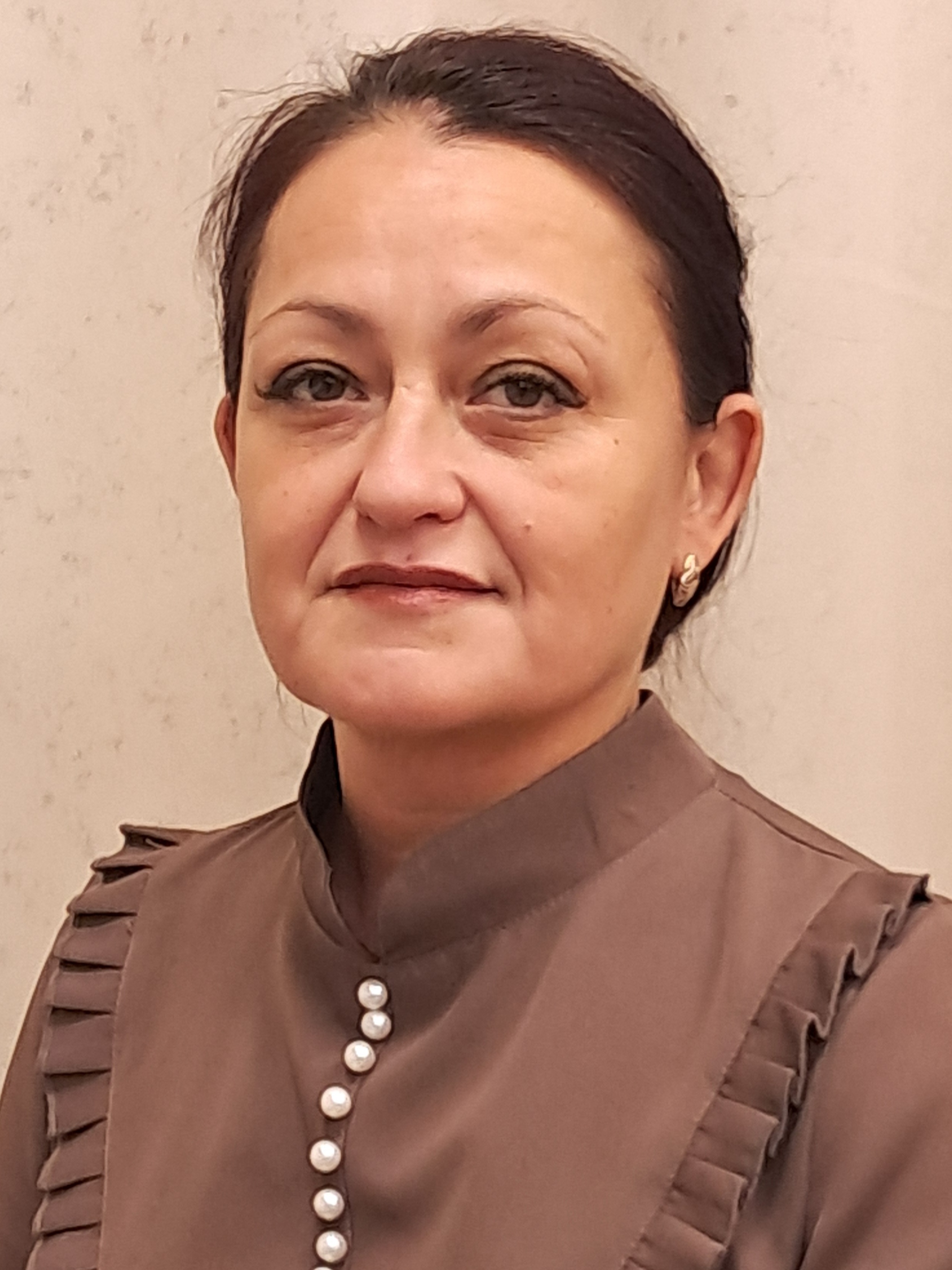 воспитатель Ампилова Рушана Мусаевна.